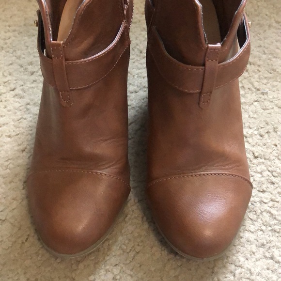 LC Lauren Conrad Brown Booties - Picture 11 of 12